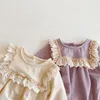 Babykläder Romper Spring Girls Rompers Solid Color Cotton Ruffles Långärmad spädbarn Barn klättrar kläder Jumpsuits 2616