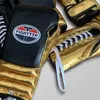 Gants de sport 10/12/14/16 oz Gant de boxe professionnel Tether en peau de vache MMA Muay Thai Sanda Gant d'entraînement Grant Pattern Latex Liner Boxing Glove 230906