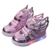 Scarpe da ginnastica per bambini da esterno atletiche Scarpe da ginnastica per bambini da bambina luminose con scarpe sportive per ragazze leggere Taglia 2130 Scarpe casual per bambini con luce a LED 230906