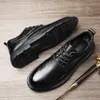 Hongyuan 2916 Layer Cowhide Casual Leather Shoes With A Price Control Of 138 For Small Leather Shoe men Women Outdoor Sports Running Sneakers