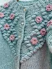 Knits 2024 Vrouwentrui voor vrouwen vintage geborduurde bloemenvulling vrouwelijke catwalkstijl los o nek tops 2023