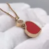 New Peach Heart Pendant Necklace Red Agate White Fritillaria Heart Shaped Collar Chain High end Fashion Simplicity