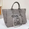 أزياء حقائب اليد الفاخرة للسيدات حقائب المساء العلامة التجارية CH المصممين Women Beach Bag Canvas مطرزة على حقائب يد التسوق كبيرة الإناث لؤلؤة صغيرة صغيرة Dec5