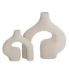 Vaser Enkel hushåll Ceramic Decorative Vase Scrub Surface Texture White for Friend Family Neighbours Gift