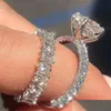 Trouwringen Cocktail Luxe Sieraden Ringen voor koppels 925 Sterling Sier Princess Cut Witte Topaas Moissanite Diamant Partij Dames Bruiloft B Dhses