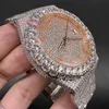 Die neueste Iced Diamond-Herrenuhr mit orangefarbenen arabischen Ziffern und zweifarbigem Roségoldgehäuse, Uhr 8215 mit automatischem Uhrwerk, glänzend, gut, der König der Nachtclubs