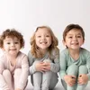 Pijama 2023 Bambu Fiber Toddler Çocuk Giysileri Katı yükseklik esnekliği Nefes Alabaş Skulap Seti 9m 7t Erkek Kız Loungewear 230906