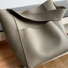 Heuptassen Sangle Seau Tote Designer schoudertas van glad kalfsleer rundleer voor dames 230906