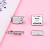 Brooches Pin for Women Men Funny Badge and Pins for Dress Cloths Bags Decor I Want To Kiss You Jewelry Gift for Friends Wholesale