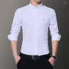 Camisas de vestido masculinas Antumn Primavera Casual Homens Blusa Algodão Macio Sim Fit Bordado Sólido Harmont Manga Longa Camisa Blaine