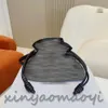 Luksusowe torby na ramię Luksusowe designerki Kobiety Sprzęt Zamknięcie Zamknięcie Crossbody Square Clutch Clutch Tourse Panie Karty Body Luksusowe torby hobo portfel Tote Portfel