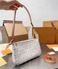 Women 2023 مصمم أكياس الكتف حقائب اليد Accessoires Crossbody Bag Fashion Luxurys Classic Messenger Lady Clutch