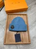 Nuevas de cuero de invierno, gorro tejido de diseñador para mujer, gorro a la moda para hombre, diadema fría, sombrero Louiselies vittonlies