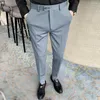 Herrbyxor veckade män koreansk mode smal passande casual byxor arbeta streetwear slacks chinos tunn mager styp