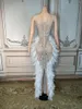 Stage Wear Mariage Anniversaire Transparent Mesh Costume Hôte Pographie Robe Femmes Sexy Sparkly Strass Plume Blanche