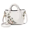 Sac à bandoulière pour femmes en usine 8 Elegant Flower Brodery Handbag Daily Joker Color Color Sac de cette année Sacs à main tissés de cette année 0626 # #