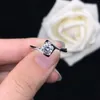 Clusterringen Romantische beloftering 0,5 CT ronde geslepen diamant verloving voor vrouwen bruiloft sieraden massief platina 950 R136