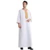 Etnik Giyim Üç Çeyrek Kollu V Yağ Nakış Erkekler Robe Jubba Thobe Müslüman İslam Ramazan Dubai Kaftan Thawb Elbise