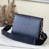 Spiegelqualität Crossbody Bags Cousine PM geprägte zottelige Lambskin -Perlentonne Regenbogen -Gradientenmuster abnehmbarer klobiger Ketten -Stoff -Schultergurt mit Kasten L304