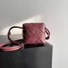 Dameshandtas Bvs 2023 Heet verkoop Botega Veneto Nieuwe mode Crossbodytas Mini Zwarte Diamant Gevlochten Cameratas Box Schoudertas Dames X