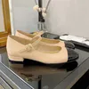 Sandały designerskie marka nisko obcasowa damska sukienka moda but but buty buty buty sandały nowe modne okrągłe głowica torba do kulek moreli casual buty 35-40