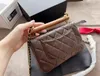 Designer-Umhängetaschen, luxuriöse Handtasche, Umhängetaschen für Damen, Holzgriff, exquisit und langlebig. Ein ausgeprägter Sinn für Design, Handtasche, hochwertige Designer-Taschen, die Tragetasche