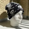 Czapki czapki/czaszki osi wizualne unisex zimowe czapki czapki kobiety Jacquard wiatroofowe ciepłe czapki mężczyźni Hip Hop Skullies Streetwear Knify Y2K Valizie x0907