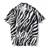 Mäns avslappnade skjortor streetwear män hip hop svart vit zebra kort ärm sommarstrand full tryck kvinnor harajuku mode toppkläder