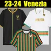 23 24 Venezia FC 축구 유니폼 홈 화이트 세 번째 블루 4th 레드 10# Aramu 11# Forte Venice 2023 2024 Busio 27# 축구 셔츠 Adukt Kids Kit Uniforms