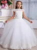 Robes à fleurs en Tulle blanc pour filles, avec des Appliques en dentelle, ourlet au dos, manches cape, pour mariage, fête d'anniversaire, robes de première Communion