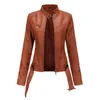 Kvinnors jackor brun trendig jacka kort midjeband personlig läder smal montering stativ krage tunn