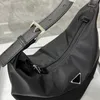 Bolsos de hombro a la moda para mujer, bolsos de mano de nailon de alta calidad, informales, versátiles, de alta capacidad, 2023