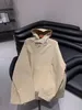 Designer Premium Luxus 2023 Neuer Trenchcoat mit Kapuze, modischer, lockerer Khaki-Trenchcoat mit Reißverschluss und besticktem C-Buchstaben-Logo-Mantel