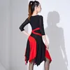 Stage Wear Noir Rouge Irrégulière Robe de danse latine 7/4 manches carrées Jitba Femme Pratique Jupe Costume Adulte Costume Rumba Stripe Couture