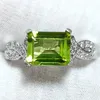 Anelli a grappolo Anello da donna con peridoto verde autentico Anello in argento sterling 925 7x9mm Pietra preziosa con taglio smeraldo Gioielli Pietra portafortuna di agosto R002GPN