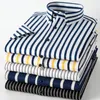 Camicie casual da uomo a righe per uomo manica corta elasticizzata camicia estiva morbida da lavoro vestibilità regolare senza tasca camicetta sociale non stirabile