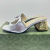 Mode-Sandalen und Hausschuhe, Designer-Damenleder, dicke Absätze, Gummi-Pantoletten mit Strand-Sexy-Hochzeitsschuhen, Größe 35–40