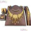 Ensembles de bijoux Liffly Fashion Dubai Gold Femmes élégantes Forme Grand Collier Bracelet de mariée africaine Boucles d'oreilles Bague 220810 Drop Livraison Dh7L3