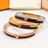 Floral leather bracelet designer bracelets charm bangle men and women metal lock fashion classic simple jewelry friendship valenti2117