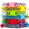 Halsbanden Groothandel 100 stuks kattenhalsband met bel veiligheidskabels voor huisdieren Kraag puppy kitten Kleine verstelbare gespaccessoires 230907