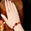 Strand Ethnic Style Red Agate Armband Handrep Kvinnors individualitet Antika handvävda smycken