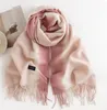 Модный женский шарф с градиентным принтом, мягкая и теплая осенне-зимняя длинная шаль
