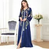 Etnische kleding Moslim Midden-Oosterse dames Arabische stijl Borduren V-hals Lange mouw Jurk Sets Vestidos Arabes Dubai Y Turcos