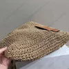 Bolsa de bolsa de grife novo estilo de férias de férias, tecido de couve de cesta de cesta feita à mão um ombro crossbody feminino