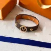 Ontwerpers Heren Dames Armbanden Luxe Designer Sieraden Leer 18K Verguld Roestvrij staal Armband Huwelijksgeschenken G2309811PE-3