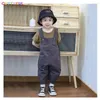 Rompertjes Cuttyful 2 stuks Jongens Zomer Overalls Set 2023 Baby Koreaans Mouwloos Kinderen Modieus Soild Jarretel Tweedelig 230907