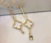 2023 Luxury Clover Designer Bracelet Mother of Pearl 18K Gold Brand Love Bangle Charm Bracelets Shining Crystal Diamond Jewelry for Woman wholesale