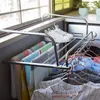 Wieszaki stalowe ubrania ze stali nierdzewnej Suszanie stojaka na ścianę regulację Ailer suszarkę balkonową do prania domowego