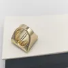 2022 Anello a fascia con ciondolo di alta qualità con smalto di colore nero per il regalo di gioielli da sposa da donna con timbro sulla scatola PS7919284q