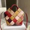 Lowwe Woven Checkerboard Bag Designer Women's Shoulder's Handbag高品質のレザーポータブルトートクラシックファッションマルチカラークロスボディバッグ